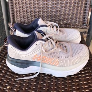 Hoka One One Bondi 7